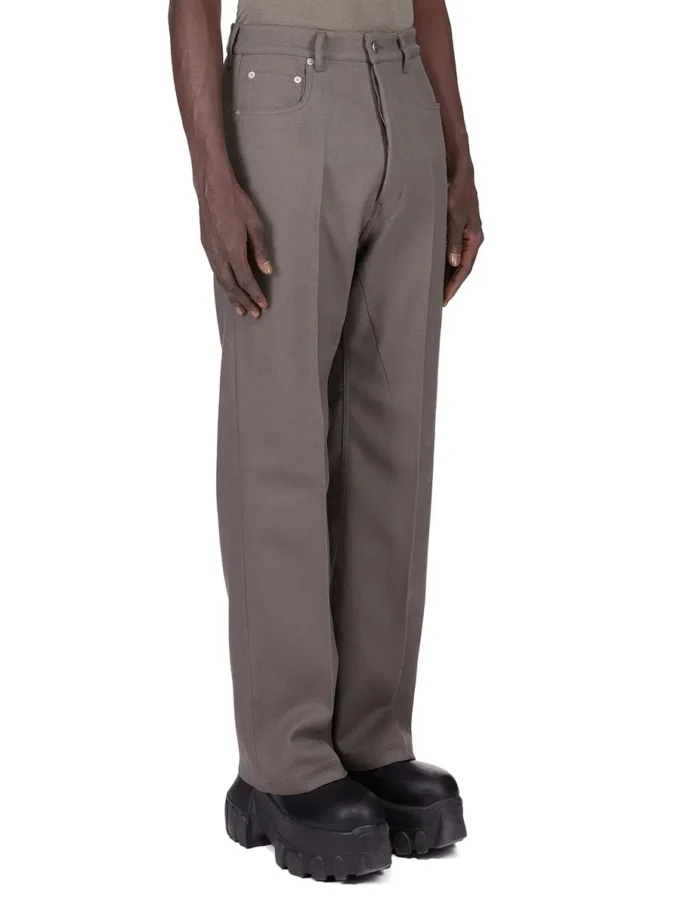RICK OWENS FW25 CONCORDIANS PASSERELLA GETH JEANS IN DUST WOOL DRILL. RU02E1333WD-34